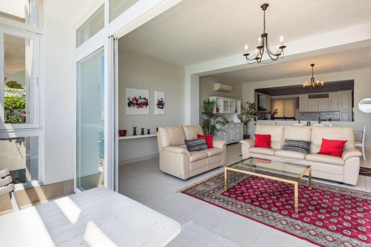 Stunning - Seafront 3-Bedroom 6Th Floor Sliema Esterno foto